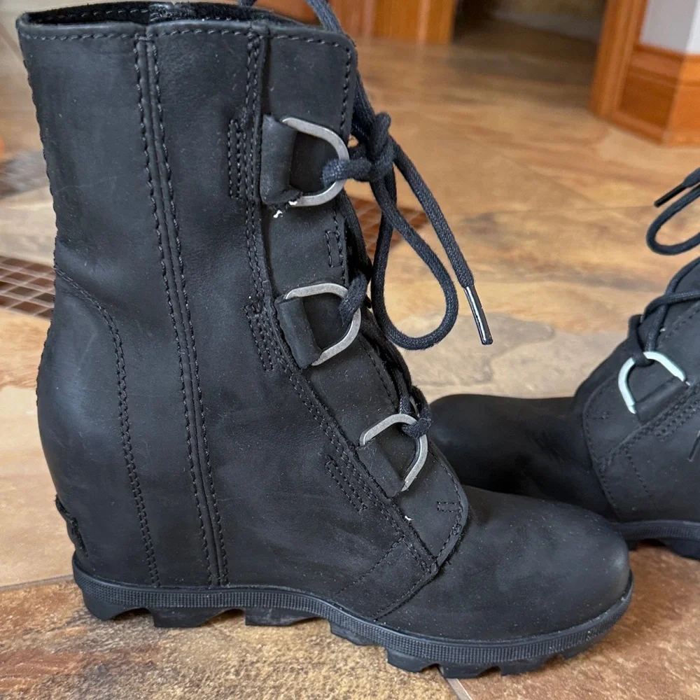 Sorel Black Lace-Up Boots - Picture 5 of 6